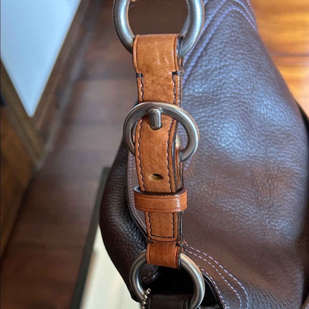 Coach Dark Brown Leather Shoulder Bag with purple stitching and lining - Picture 3 of 16